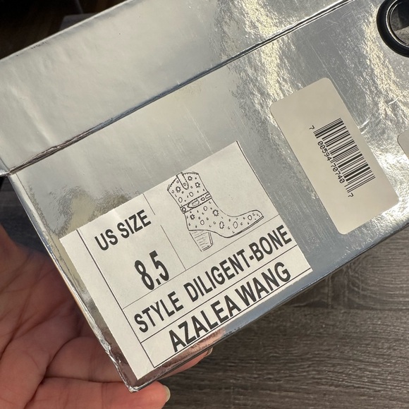 Azalea Wang Diligent Bone boots - 8.5 - Picture 8 of 8